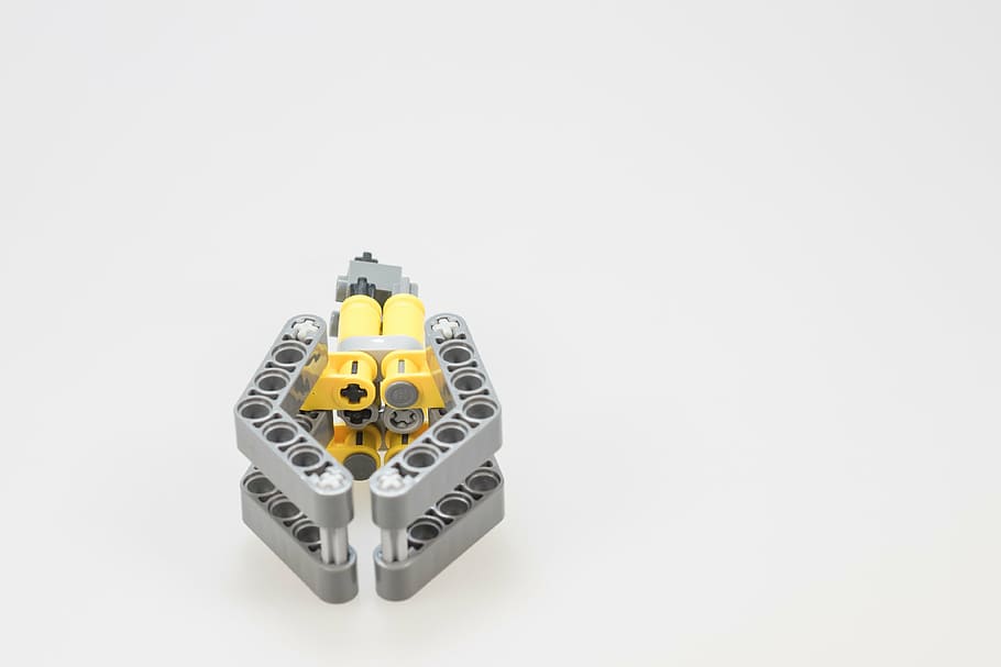 lego, tecnologia, tècnica, component, cadira, Lieja, joguines, jugar, tir de l'estudi, fons blanc, còpia espai, a l'interior, cap gent, natura morta, tallar, sol objecte, primer pla, nombre, metall, comunicació, vista d’angle alt, Color blanc, vigilància, objectes fets per l’home, equipament, fet per l'home, negocis, color plata, 4K