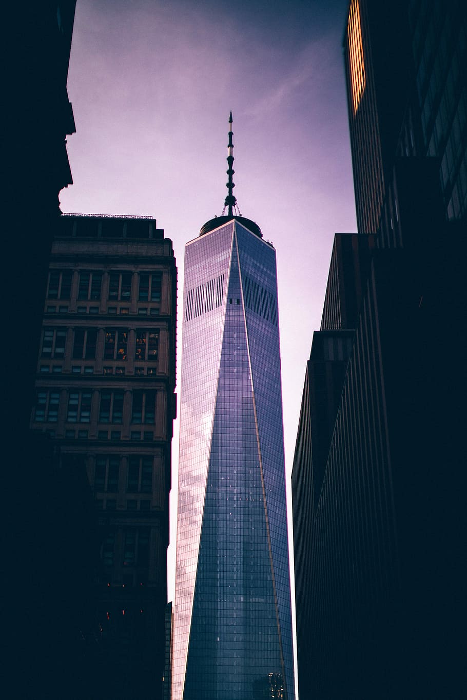 un, centre de comerç mundial, nou, ciutat de York, gratacels, blau, cel, edifici, torre, fletxa, ciutat, estructura construïda, arquitectura, exterior de l'edifici, exterior d’edifici d’oficines, alta - alta, cap gent, vista d’angle baix, modern, oficina, destinacions de viatge, naturalesa, viatjar, turisme, dia, a l'aire lliure, districte financer, 5K