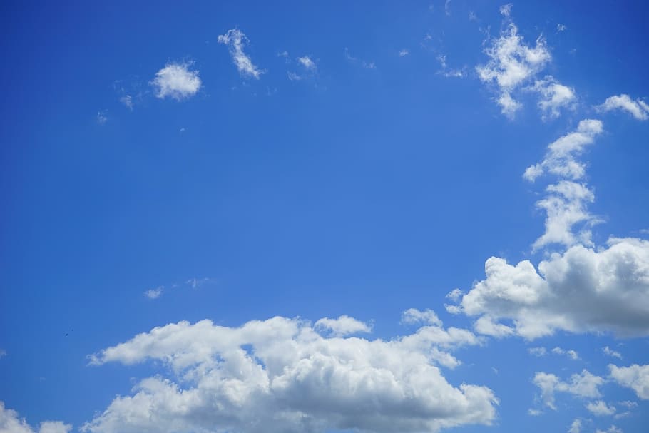 zomerwolken, hemel, wolken, wit, blauw, zomerdag, natuur, weer, lucht, dag, achtergronden, buitenshuis, zomer, wolk - lucht, klimaat, ruimte, cumulus wolk, pluizig, stratosfeer, cloudscape, atmosfeer, scenics - natuur, witte kleur, wind, schoonheid in de natuur, milieu, zonlicht, geen mensen, idyllisch, bewolking, meteorologie, schoon, zachtheid, piekerig, 5K