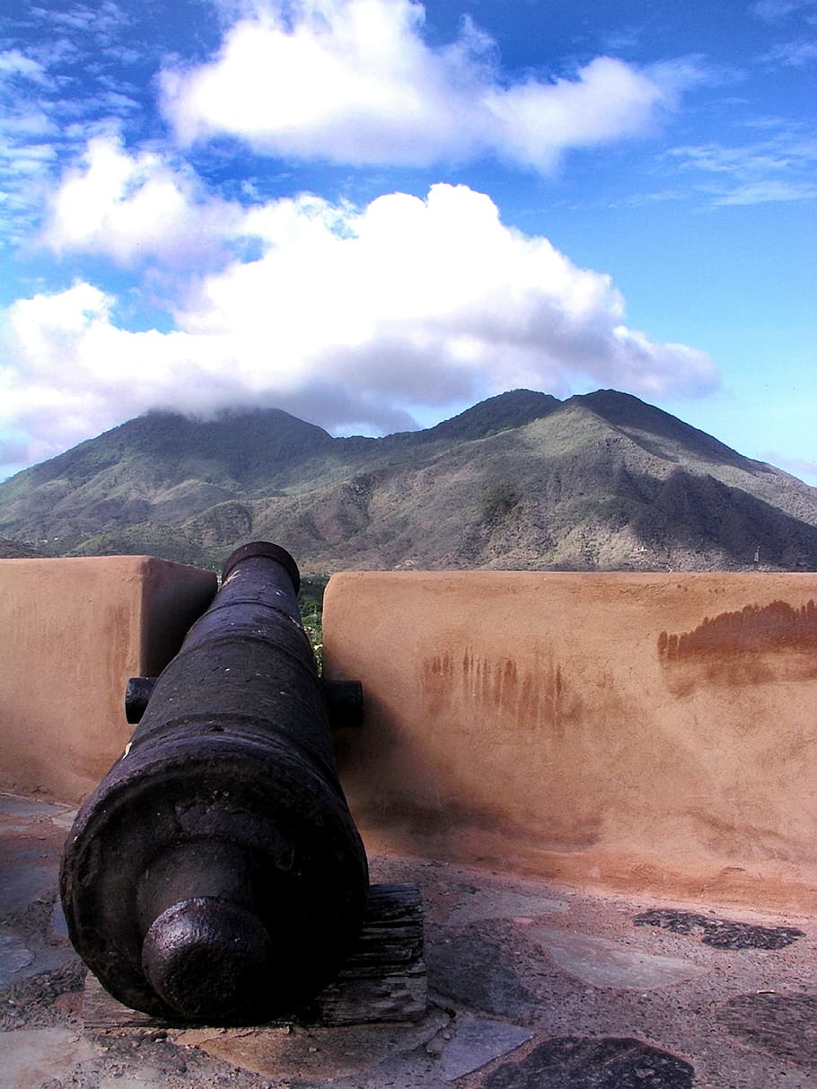 castello, montagne, cielo, nuvole, Venezuela, cannone, fortezza, parete, montagna, arma, nuvola - cielo, natura, ambiente, guerra, scenics - natura, nessuno, storia, il passato, conflitto, giorno, militare, combattente, bellezza nella natura, paesaggio, scena tranquilla, architettura, all'aperto, 1080P