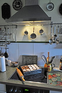stufa, entro, infornare, biscotto, Natale, cucina, apparecchio, in casa, cibo e bevande, cucina domestica, stanza domestica, cibo, utensile da cucina, casa, attrezzature domestiche, preparazione, nessuno, bancone della cucina, freschezza, forno, cucina commerciale, bruciatore - piano cottura, metallo, grande gruppo di oggetti, preparando il cibo, 2K, CC0, dominio pubblico, privo di copyright