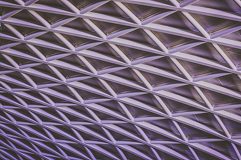 vergele, grinzi de sprijin, tavan, scăzut, unghi de fotografiere, alb, acoperis metalic, gri, suprafaţă, model, arhitectură, simetrie, geometric, abstract, fundaluri, geometrică, construită, modern, futurist, albastru, cadru complet, texturată, nici o persoana, a închide, proiecta, repetiţie, în interior, zi, metal, formă, vedere unghiulară joasă, caracteristică arhitecturală, acoperiş, încrucişat, 4K, CC0, domeniu public, fără drepturi de autor