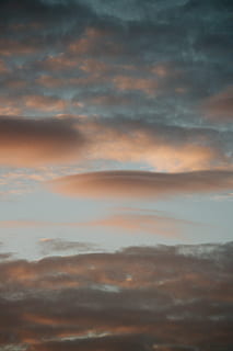 vit, moln, gyllene, timme, molnbildning, solnedgång, soluppgång, orange, mörk, moln - himmel, himmel, skönhet i naturen, scenics - natur, lugn, lugn plats, lågvinkelvy, inget folk, orange färg, natur, idyllisk, bakgrunder, full ram, dramatisk himmel, utomhus, clouds, skymning, miljö, meteorologi, 5K, CC0, offentligt domän, royaltyfria