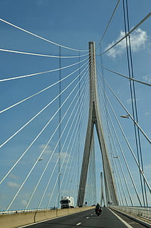 pont, pont fixat per cable, cable, línia, carretera, riu, sena, pont de normandie, Le havre, honfleur, normandía, França, transport, connexió, pont - estructura feta per l'home, enginyeria, cel, Pont en suspensió, estructura construïda, automòbil, arquitectura, el camí a seguir, vehicle terrestre, cotxe, cable d’acer, naturalesa, núvol - cel, viatjar, a l'aire lliure, llarg, 4K, CC0, domini públic, lliure de regalies