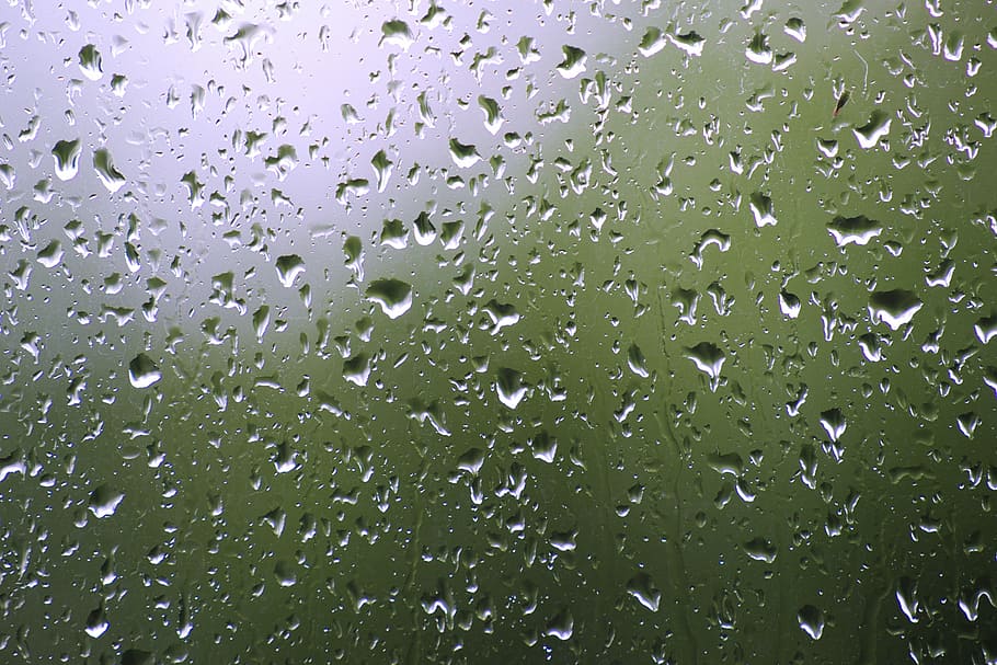 vanddråbe, glas, regn, dryppe, regndråbe, våd, vindue, vand, dråbe vand, disk, baggrund, trist, sløret, fugtig, mønster, opslæmning, gennemsigtig, baggrunde, fuld ramme, grøn farve, abstrakt, dråbe, stor gruppe af objekter, ingen mennesker, indendørs, tæt på, glas - materiale, natur, dag, regntiden, 5K