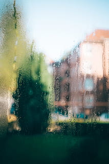 flusso di pioggia, finestra, ruscello, altro, pioggia, bagnato, goccia di pioggia, scena urbana, strada, far cadere, città, auto, vita di città, astratto, traffico, tempo metereologico, all'aperto, stagione piovosa, vetro - materiale, trasparente, acqua, in casa, nessuno, natura, architettura, struttura costruita, interno del veicolo, giorno, mezzi di trasporto, bicchiere, 4K, CC0, dominio pubblico, privo di copyright