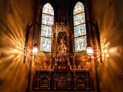 pannonhalma, Abtei, hingebungsvoll, Kirche, Religion, Dom, Christentum, die Architektur, Spiritualität, Katholizismus, drinnen, Glauben, Anbetungsstätte, gebaute Struktur, menschliche Darstellung, Darstellung, Kunst und Handwerk, Gebäude, männliche Ähnlichkeit, Kreativität, Skulptur, keine Leute, Flachwinkelansicht, weibliche Ähnlichkeit, Glasmalerei, Altar, Glas, Engel, Decke, 4K, CC0, gemeinfrei, lizenzfrei