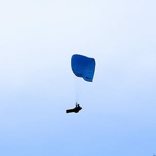 Paragliding, Drafts, Wind, Screen, Air, wind, screen, himmel, flying, blue, outdoors, day, no people, parachute, extreme sports, sky, mid-air, sport, transportation, adventure, low angle view, real people, clear sky, copy space, joy, unrecognizable person, exhilaration, leisure activity, freedom, lifestyles, parasailing, excitement, 1080P, CC0, public domain, royalty free