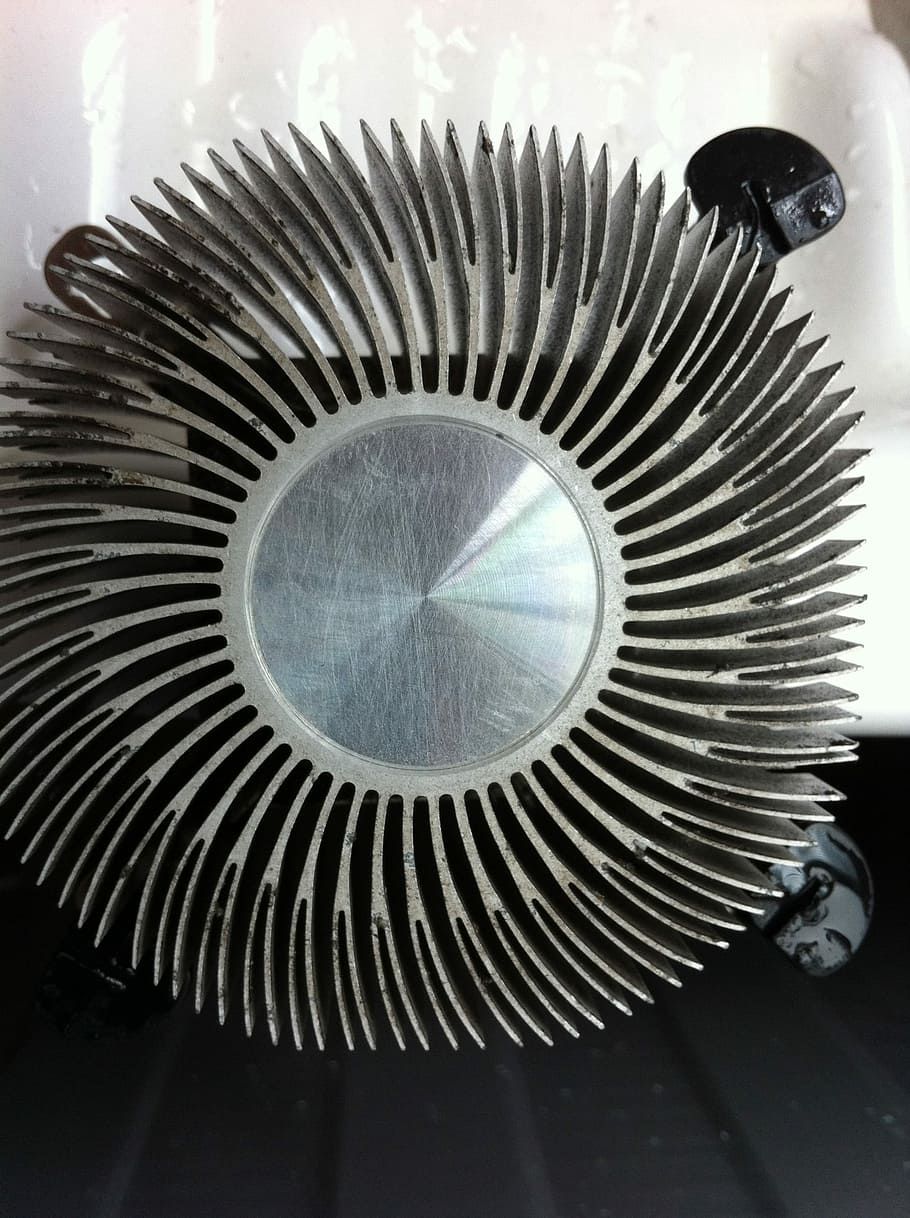 calculator, chiuvetă, curat, ventilator, metal, a închide, în interior, nici o persoana, tehnologie, inovație, model, să se concentreze asupra primelor elemente, formă, cerc, geometrică, omul făcut, om obiect făcut, natură moartă, proiecta, un singur obiect, mașină, echipament, zi, roată, 2K