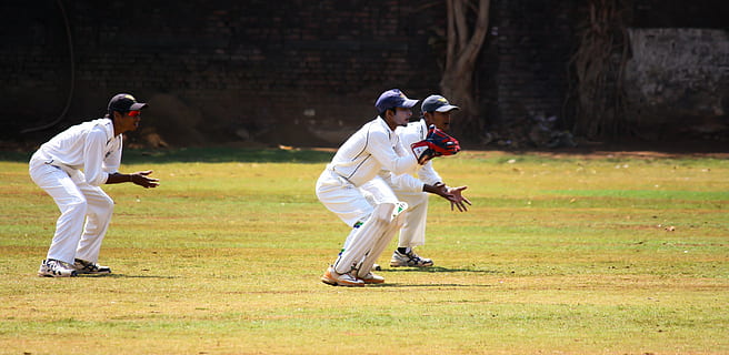 cricket, wicket, manteniment, pràctica, joc de pilota, Índia, competició, jugador, camp, coincidir, torneig, joc de cricket, esport, beisbol - esport, jugant, camp de joc, uniforme de beisbol, gent, grup de persones, esport competitiu, casc, uniforme esportiu, longitud completa, casc esportiu, bata, roba, seguretat, protecció, activitat d'oci, activitat, homes, 4K, CC0, domini públic, lliure de regalies