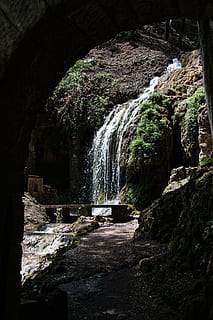 park, ağaçlar, ağaç, şelale, Su, bekâr, Bahçe, bol bol, eğim, dik, romantik, kemer, tuğla, uzakta, ağ, hareket, mimari, Kaya, doğa, akan su, uzun pozlama, yapılı yapı, insansız, katı, kaya - nesne, doğada güzellik, manzaralar - doğa, gün, kaya oluşumu, akan, bitki, açık havada, düşen su, 4K, CC0, kamu malı, telif ücretsiz
