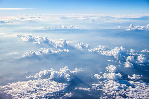 aerian, fotografie, nori, timpul zilei, fotografie aeriene, nori pe lume, cer, nor, vedere în cloud, albastru, alb, pufos, peisaj frumos, seninătate, atmosfera, natură, avion, nor - cer, vedere aeriene, aer, stratosferă, Cloudscape, zbor, scenics, zi, de mai sus, sus, vedere în unghi mare, vreme, fundaluri, cumulus nor, spaţiu, nici o persoana, în aer liber, la mijlocul-aer, frumusețe în natură, o scenă liniștită, scenice - natura, idilic, liniște, lumina soarelui, mediu inconjurator, culoare alba, moliciune, meteorologie, luminos, 2K, CC0, domeniu public, fără drepturi de autor