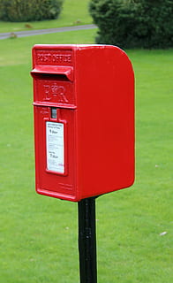 buzón, rojo, post, correo, carta, rojo, enviar, caja, Inglaterra, Inglés, antiguo, británico, postal, entrega, Gran Bretaña, tradicional, correspondencia, sobre, oficina postal, comunicación, al aire libre, Reino Unido, hierba, color verde, texto, día, nadie, de cerca, metal, planta, campo, centrarse en primer plano, naturaleza, buzón publico, escritura occidental, tierra, 5K