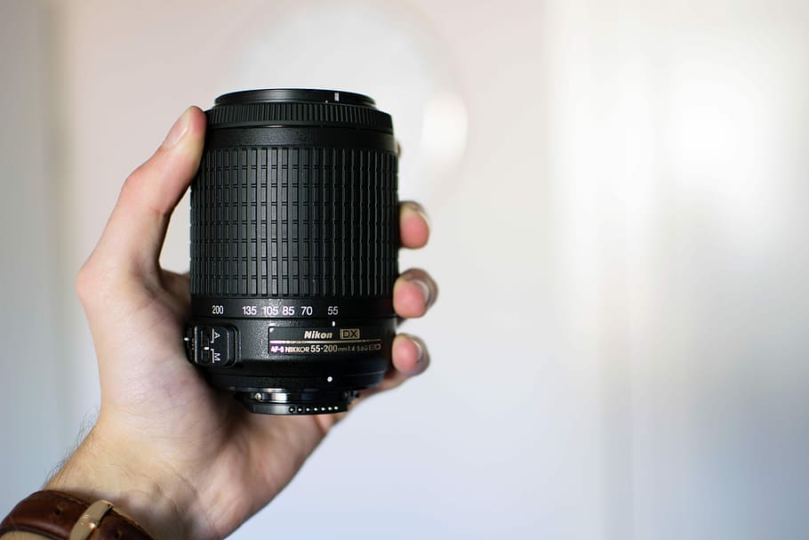kişi, tutma, siyah, Nikon kamera lensi, dslr kamera lensi, len, kamera, nikon, el, ürün, nesne, kapatmak, makro, detay, vites, teknoloji, ekipman, yaratıcı, fotoğrafçılık, dx, yakınlaştırma, 55-200, insan vücudu parçası, insan eli, fotoğrafçılık temaları, kamera - fotoğrafik donanımlar, insanlar, içeriye, Meslek, fotoğrafik donanım, lens - optik alet, vücut parçası, yetişkin, iş, aktivite, lens - göz, iletişim, dijital kamera, parmak, slr kamera, 5K