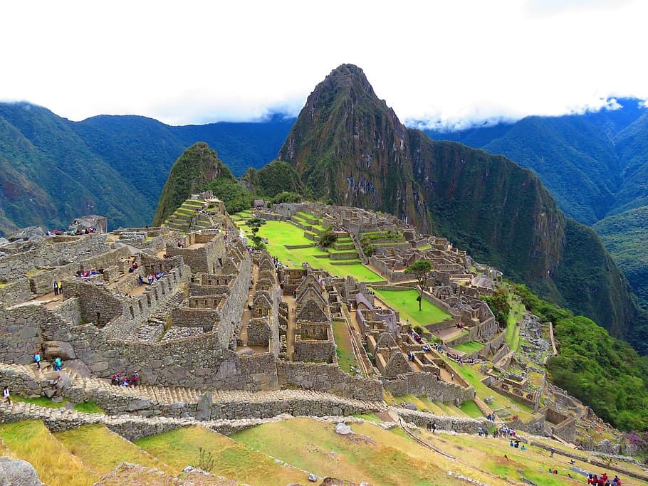 llum, ciutat, carretera, paisatge, antic, arquitectura, núvols, ennuvolat, turons, casa, inca, machu picchu, boira, muntanya, naturalesa, a l'aire lliure, pati, perú, rock, escènic, estructures, turisme, viatjar, arbre, arbres, vall, història, civilització antiga, el passat, antiga ruïna, cel, destinacions de viatge, estructura construïda, escenics - natura, arqueologia, dia, escena tranquil·la, tranquil·litat, persones incidentals, Serra, arruïnat, 4K