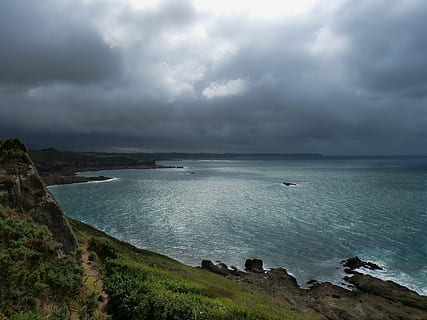brittany, cancale, mraky, útesy, moře, Příroda, pobřežní čára, pláž, mrak - nebe, krajina, scén, voda, nebe, krása v přírodě, scenics - příroda, přistát, klid, klidné scény, zatažený, mimoměstské scény, den, horizont, bouřka, životní prostředí, nikdo, horizont nad vodou, venku, 2K, CC0, veřejná doména, bez autorských práv