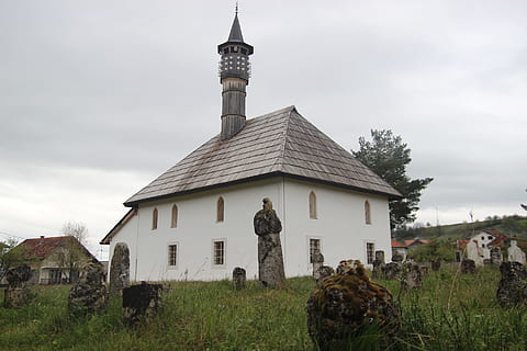 mesquita, vell, turc, arquitectura, referència, islam, antic, religió, musulmana, minaret, islàmic, històric, cúpula, temple, Sant, tradicional, exterior de l'edifici, estructura construïda, edifici, cel, lloc de culte, núvol - cel, creença, naturalesa, espiritualitat, torre, planta, dia, cap gent, art i artesania, fletxa, 5K, CC0, domini públic, lliure de regalies