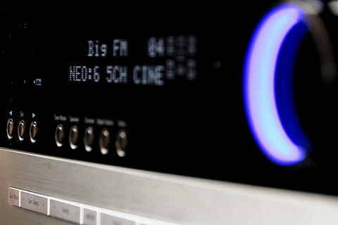 objem, ovládání hlasitosti, ovladač, Zvuk, hudba, hudební systém, zesilovač, přijímače, av přijímače, datailaufnahme, design, harman kardon, hifi, technologie, detail, text, číslo, sdělení, uvnitř, řízení, spojení, nikdo, audio zařízení, zařízení, elektronický průmysl, svítí, Zařízení pro záznam zvuku, elektrické zařízení, stereo, západní skript, elektřina, 2K, CC0, veřejná doména, bez autorských práv