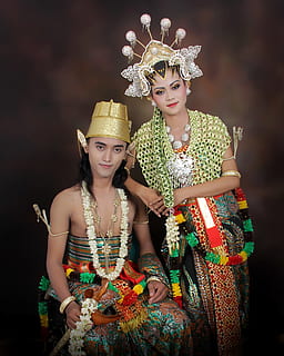 man, woman, taking, selfie, wedding, indonesian, java, husband, wife, couple, love, marriage, romantic, romance, celebration, married, people, young, dress, happy, male, female, relationship, engagement, girl, ceremony, honeymoon, adult, flower, ring, family, looking at camera, young adult, front view, portrait, young women, clothing, women, traditional clothing, real people, indoors, two people, lifestyles, holding, three quarter length, beautiful woman, 2K, CC0, public domain, royalty free
