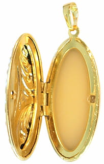 gold-colored locket, solid perfume locket, gold, golden, solid, perfume, pendant, jewelry, jewellery, charm, shiny, luxury, metal, gold Colored, isolated, white Background, studio shot, indoors, no people, cut out, single object, close-up, award, still life, trophy, music, antique, musical instrument, circle, arts culture and entertainment, ornate, 1080P, CC0, public domain, royalty free