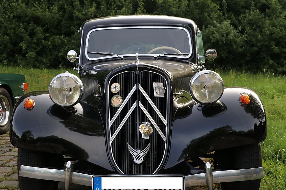 auto, oldtimer, klassisk, gammel, automotive, køretøjer, citroen, PKW, gammel bil, fransk, historisk, sjældenhed, forlygte, transportmidler, dag, udendørs, ingen mennesker, træ, transportform, land køretøj, motor køretøj, bil, plante, natur, Mark, metal, retro stylet, jord, forfra, stationær, tæt på, krom, 5K