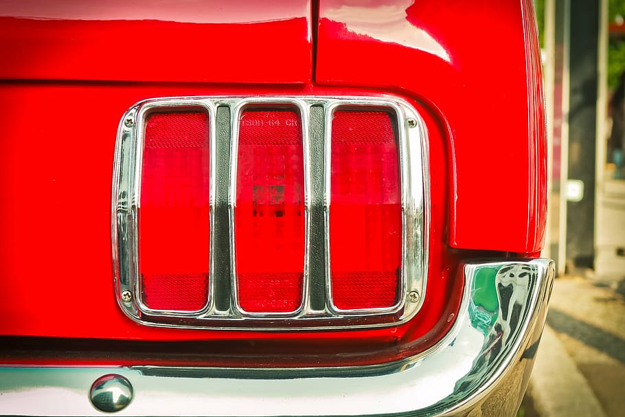 foto de primer pla, ford mustang llum de la cua, automàtic, ford, oldtimer, automoció, vehicle, Mustang, ford mustang, clàssic, pkw, americà, EUA, retro, noble, cromat, darrere, vermell, vintage, cotxe muscular, v8, llum de fre, parpelleig, article de col·leccionista, vell, cotxe antic, vista, metàl·lic, mantingut, atreviu-vos, capacitat, bonic, conduir, estil retro, passat de moda, cotxe, cotxe d'època, vehicle terrestre, transport, cotxe de col·leccionista, crom, antiguitat, primer pla, cap gent, comunicació, manera de transport, dia, accidents i desastres, camió de bombers, equips d’il·luminació, camió, a l'aire lliure, marc complet, metall, brillant, fons, sol objecte, roda, 4K