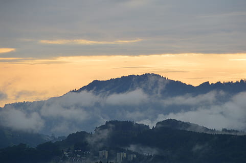 núvols, boirina, alpins, muntanyes, cel, alpí, muntanyes, algäu alps, immenstadt, allgäu, panorama, posta de sol, naturalesa, bellesa a la natura, tranquil·litat, cap gent, núvol - cel, escenics - natura, muntanya, escena tranquil·la, medi ambient, boira, paisatge, color taronja, idíl·lic, a l'aire lliure, Serra, escena no urbana, arbre, cim de muntanya, nebulós, 5K, CC0, domini públic, lliure de regalies