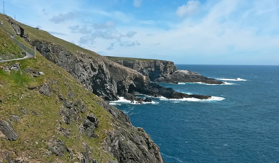 penya-segats, navegar per la costa, rock, penya-segat, navega, Costa, pendent pronunciat, perspectiva, Atlàntic, Irlanda, cap de la mà, steilkueste, aigua, mar, paisatge, vista, bluff, onada, reservat, empinada, naturalesa, horitzó sobre l’aigua, escenics, bellesa a la natura, cel, escenics - natura, terra, horitzó, platja, rock - object, escena tranquil·la, sòlid, tranquil·litat, núvol - cel, medi ambient, línia de costa, cap gent, a l'aire lliure, litoral rocós, 2K