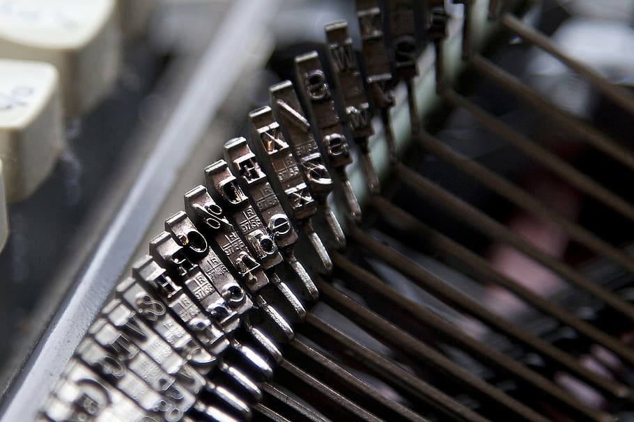 macchina da scrivere, tipi, macro, tecnologia, avvicinamento, macchinario, messa a fuoco selettiva, metallo, attrezzatura, in casa, attività commerciale, nessuno, parte della macchina, antico, in stile retrò, connessione, industria, vecchio, il passato, storia, attrezzature di produzione, tastiera, 2K