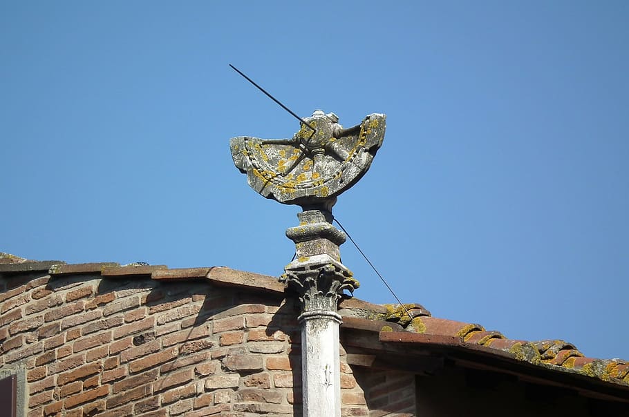 florence, hodiny, sluneční, kámen, most, starý, architektura, nebe, čisté nebe, modrý, stavba, nikdo, exteriér budovy, střecha, den, Příroda, budova, nízký úhel pohledu, dřevo - materiál, venku, technologie, Dům, spojení, kopie prostor, slunečního světla, 1080P