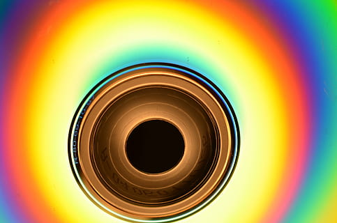 disque, disque dur, Matériel, CD, cd cd rom, disquette, espace disque, magasin de données, la communication, réseau, ordinateur, La technologie, multi couleur, Forme géométrique, cercle, fermer, forme, personne, arc en ciel, à l'intérieur, abstrait, jaune, directement au-dessus, objet unique, prise de vue en studio, plein cadre, nature morte, macro, arrière-plans, super gros-plan, couleurs éclatantes, concentrique, 4K, CC0, domaine public, libre de droits