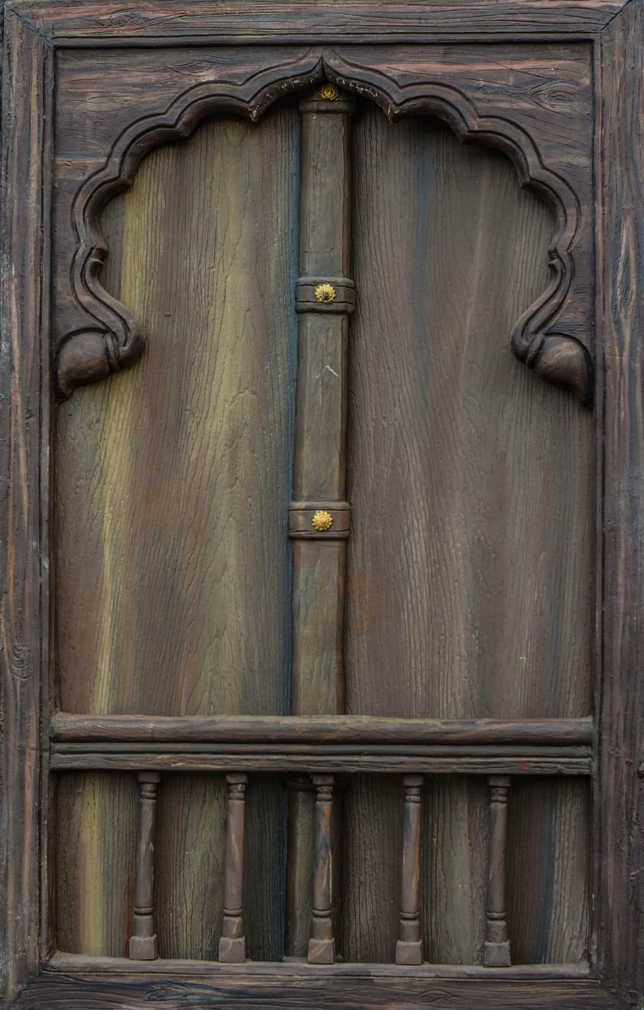Fenster, Tür, die Architektur, Innere, Zuhause, Haus, Holz, Fenster und Türen, hölzern, Hausfenster, Design, geschlossen, Holz - Material, Sicherheit, Nahansicht, keine Leute, Schutz, Vollbild, Tag, Eingang, Muster, Hintergründe, sperren, braun, Türklopfer, Kunst und Handwerk, Kunst, gebaute Struktur, aufwendig, verriegeln, 4K
