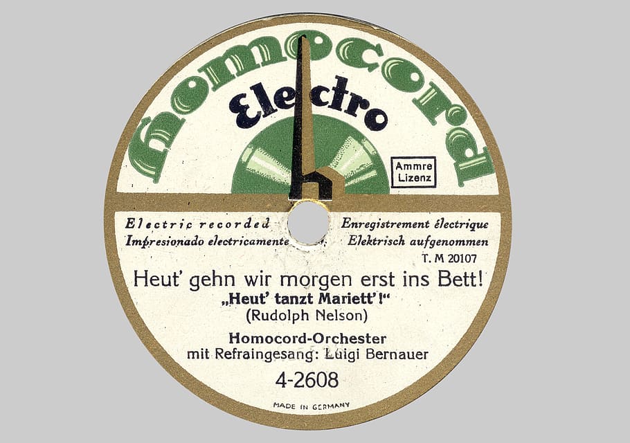dysk szelakowy, szelak, 78 obr./min, etykieta, przewód homo, odcień, etykieta na płytkę, 1930, 1920, nostalgia, beschallung, rekord, analog, gramofon, antyczny, białe tło, studio strzał, odetnij, zbliżenie, żadnych ludzi, pojedynczy obiekt, kształt, okrąg, wewnątrz, tekst, porozumiewanie się, kształt geometryczny, czas, zegar, numer, Wskazówka minutowa, pismo zachodnie, zielony kolor, szary, projekt, 2K