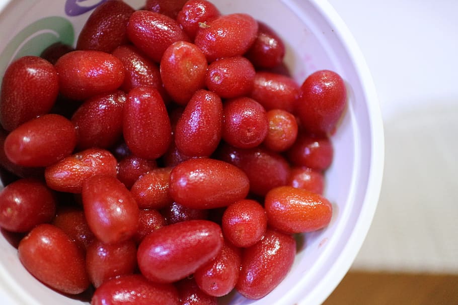 vermell, fruita, bodhi, menjar, alimentació saludable, menjar i beguda, benestar, fruites de baies, bol, frescor, a l'interior, primer pla, gran grup d'objectes, maduixa, cap gent, estil de vida saludable, abundància, natura morta, orgànic, contenidor, centrar-se en primer pla, madur, esmorzar, vaixella, 1080P