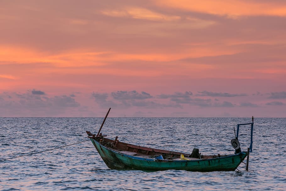 verd, vaixell, cos, aigua, daurat, hores, oceà, Desitjo, vull que ho fos, núvol, posta de sol, cel, mar, vaixell nàutic, naturalesa, asia, platja, illa, paisatge, viatjar, vacances, vespre, paisatge marí, a l'aire lliure, transport, estiu, cultures, escena tranquil·la, escenics, línia de costa, Tailàndia, manera de transport, núvol - cel, bellesa a la natura, escenics - natura, tranquil·litat, horitzó sobre l’aigua, horitzó, idíl·lic, cap gent, vaixell de pesca, enfonsar-se, ancorat, 2K
