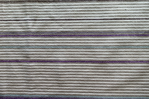 sense títol, fons, textura, drap, material, disseny, teló de fons, patró, ratlles, marc complet, resum, color plata, primer pla, cap gent, acer, tèxtil, repetició, vista d’angle alt, multicolor, a l'interior, Color blanc, en fila, terra, medi ambient, dia, 4K, CC0, domini públic, lliure de regalies