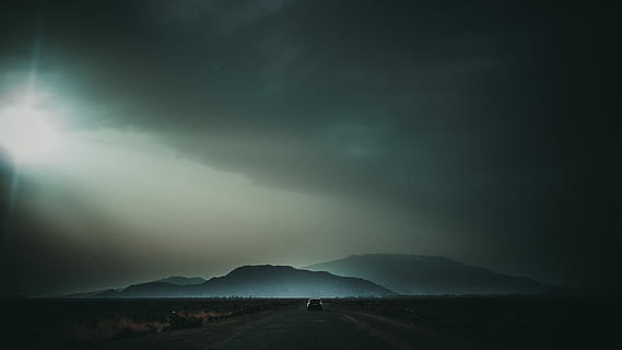 razele de soare, Munte, vehicul, drum, alergare, către, soare, cer, Cloudscape, ușoară, umbră, mașină, Sunray, monocrom, roadtrip, subaru, călătorie, авто, горы, дорога, nor - cer, frumusețe în natură, peisaj, natură, furtună, mediu inconjurator, scenice - natura, de munte, noapte, liniște, destinații de călătorie, dramatic cer, nor de furtuna, iluminat, o scenă liniștită, în aer liber, întuneric, de rău augur, 5K, CC0, domeniu public, fără drepturi de autor