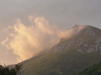 bjerg, himmel, Sky, landskab, natur, overskyet himmel, skyer, overskyet, blå, gorges de pierre lys, Aude, Frankrig, scenics - natur, skønhed i naturen, sky - himmel, miljø, ingen mennesker, ro, rolig scene, bjergkæde, ikke-urbane scene, tåge, plante, jord, træ, idyllisk, udendørs, bjergtop, 4K, CC0, offentligt domæne, royaltyfrie