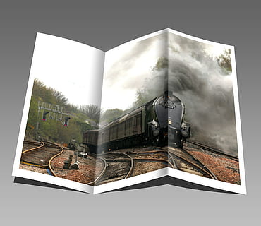 hitam, melatih, siang hari, foto, buku kecil, pamflet, mesin, lokomotif, uap, merokok, rel, kereta api, pohon, baris, lipatan, Arsitektur, struktur yang dibangun, eksterior bangunan, bangunan, alam, tidak ada orang, langit, jendela, bahan kaca, hari, di luar rumah, cermin, menanam, transparan, refleksi, seni dan kerajinan, bentuk, fitur dinding - bangunan, merapatkan, komposit digital, 5K, CC0, domain publik, bebas royalti