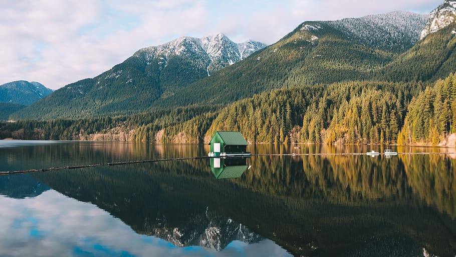 galleggiante, Casa, corpo, acqua, verde, grigio, mezzo, lago, montagna, riflessione, la neve, foresta, albero, blu, nuvoloso, giallo, capannone, D750, nikon, PNW, natura selvaggia, cielo, Cleveland Dam, urla di montagna, bellezza nella natura, modo di trasporto, catena montuosa, mezzi di trasporto, natura, scenics - natura, la tranquillità, pianta, nessuno, scena tranquilla, nuvola - cielo, acqua stagnante, idilliaco, picco di montagna, lago di riflessione, albero di conifere, 5K