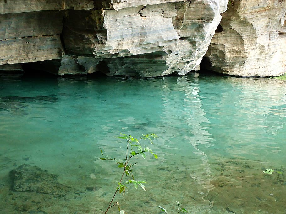 naturalesa, piscina, chapada, aigua, rock, rock - object, formació de roca, sòlid, bellesa a la natura, dia, cap gent, davant del mar, escenics - natura, geologia, tranquil·litat, geografia física, mar, escena no urbana, a l'aire lliure, planta, reflexió, color turquesa, erosionat, 4K