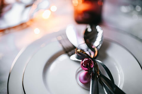 christmas table decorations, Christmas, table, decorations, table set, pink, holiday, glamour, xmas, close-up, plate, liquid, no people, indoors, day, selective focus, focus on foreground, still life, food and drink, eating utensil, burning, glass, household equipment, drink, kitchen utensil, metal, business, wealth, jewelry, technology, luxury, 5K, CC0, public domain, royalty free