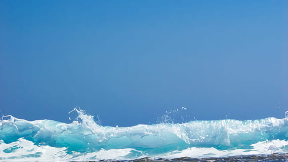fotografia time-lapse, onda, bolle, schiuma, spray, energia, acqua, spruzzo, liquido, mare, blu, natura, nessuno, cielo, all'aperto, estate, Surf, sfondi, immagine a colori, tempo metereologico, Paesaggi, movimento, temperatura fredda, la neve, inverno, bellezza nella natura, copia spazio, ghiaccio, scenics - natura, congelato, ambiente, cielo sereno, potere in natura, fusione, 4K, CC0, dominio pubblico, privo di copyright