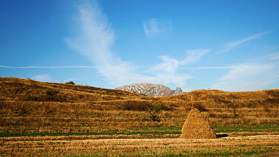 haystack, autumn, mountain, october, fall, sky, nature, landscape, natural, colorful, countryside, no people, environment, travel destinations, architecture, blue, travel, cloud - sky, scenics - nature, tranquil scene, built structure, history, land, beauty in nature, the past, day, plant, outdoors, ancient civilization, ruined, archaeology, 4K, CC0, public domain, royalty free