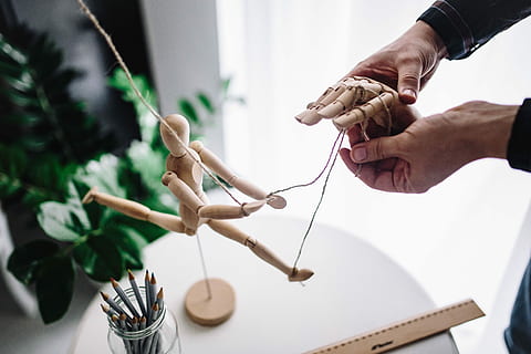 mannequin, various, poses, Wooden, hand, wood, model, yarn, pencils, puppet, posing, dummy, doll, figure, thread, gesture, men, human Hand, people, indoors, working, adult, caucasian Ethnicity, business, males, human body part, two people, togetherness, washing, cleaning, real people, holding, focus on foreground, day, lifestyles, nature, finger, art and craft, wood - material, human finger, leisure activity, table, plant, 5K