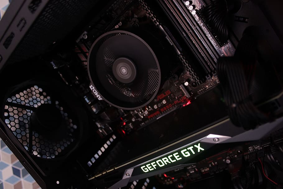 pc, calcolo, tecnologia, modo di trasporto, mezzi di trasporto, auto, veicolo a motore, veicolo terrestre, città, comunicazione, aereo, musica, nessuno, veicolo aereo, moderno, movimento, velocità, motore, colore nero, avvicinamento, notte, pannello di controllo, vita notturna, 5K