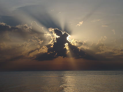 sea, golden, hour, eclipse, cloud cover, the sun, clouds, nature, view, sunset, landscapes, sky, weather, the rays, the beauty of nature, scenery, beauty, west, summer, sun, sunlight, water, cloud - sky, beauty in nature, scenics - nature, tranquility, horizon over water, horizon, tranquil scene, waterfront, sunbeam, idyllic, no people, reflection, outdoors, 2K, CC0, public domain, royalty free