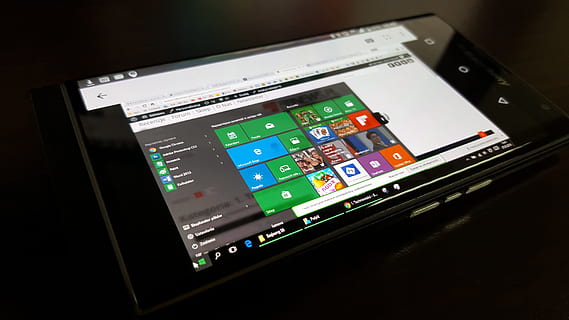 noir, téléphone intelligent, marron, en bois, surface, Windows sur Android, les fenêtres, téléphone, Android, bureau à distance, La technologie, interface, métro ui, fenêtres 10, personne, fermer, à l'intérieur, culture artistique et divertissement, fond noir, industrie, multi couleur, nombre, industrie du cinéma, prise de vue en studio, la finance, nuit, objet unique, machinerie, précision, Industrie électronique, film, choix, économie, 5K, CC0, domaine public, libre de droits
