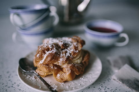 cream, puffs, Coffee, Tee, Cream Puffs, tea, cup, cake, sweet, cup of tea, cookie, food, plate, dessert, gourmet, breakfast, baked, sweet Food, table, close-up, snack, no People, food and drink, focus on foreground, indoors, freshness, powdered sugar, indulgence, mug, drink, tea - hot drink, kitchen utensil, sugar, temptation, 5K, CC0, public domain, royalty free