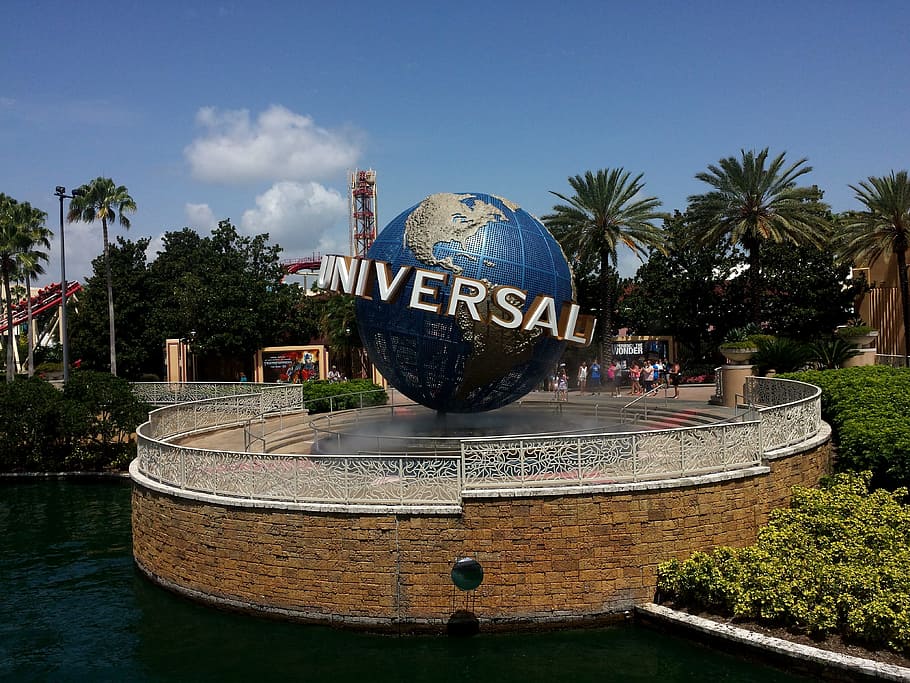 estudi universal, estudis universals, orlando, orlando, florida, estudis universals, orlando, florida, universal, globus, aigua, arbre, dia, cúpula, cel, a l'aire lliure, planta, text, naturalesa, arquitectura, estructura construïda, guió occidental, comunicació, vaixell nàutic, exterior de l'edifici, cap gent, davant del mar, transport, Font, piscina, 4K